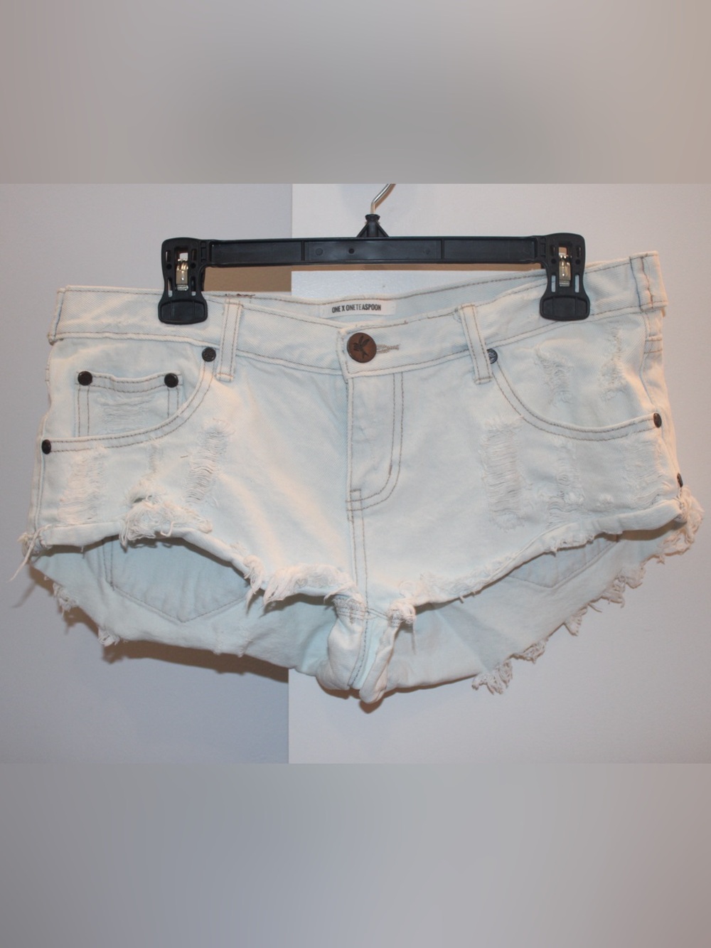 One X One Teaspoon White blue Beauty Bonitas Distressed Denim Shorts - Size 29